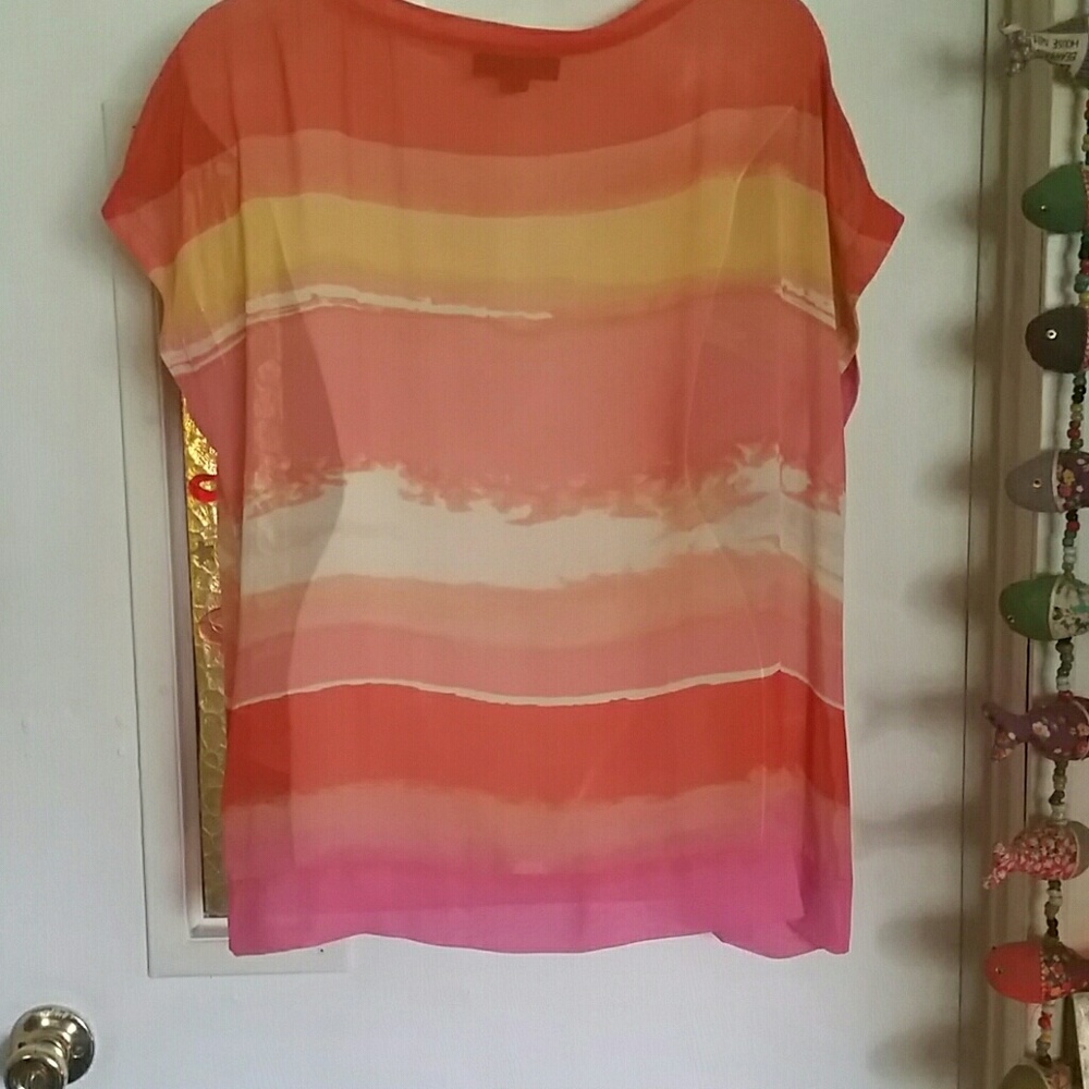 Flowy fancy top-petite - Picture 3 of 6